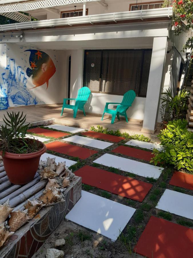 Joebi'S House Walking Distance To Rocky Cay Beach Ideal For Families Or Groups Buenavista  Extérieur photo