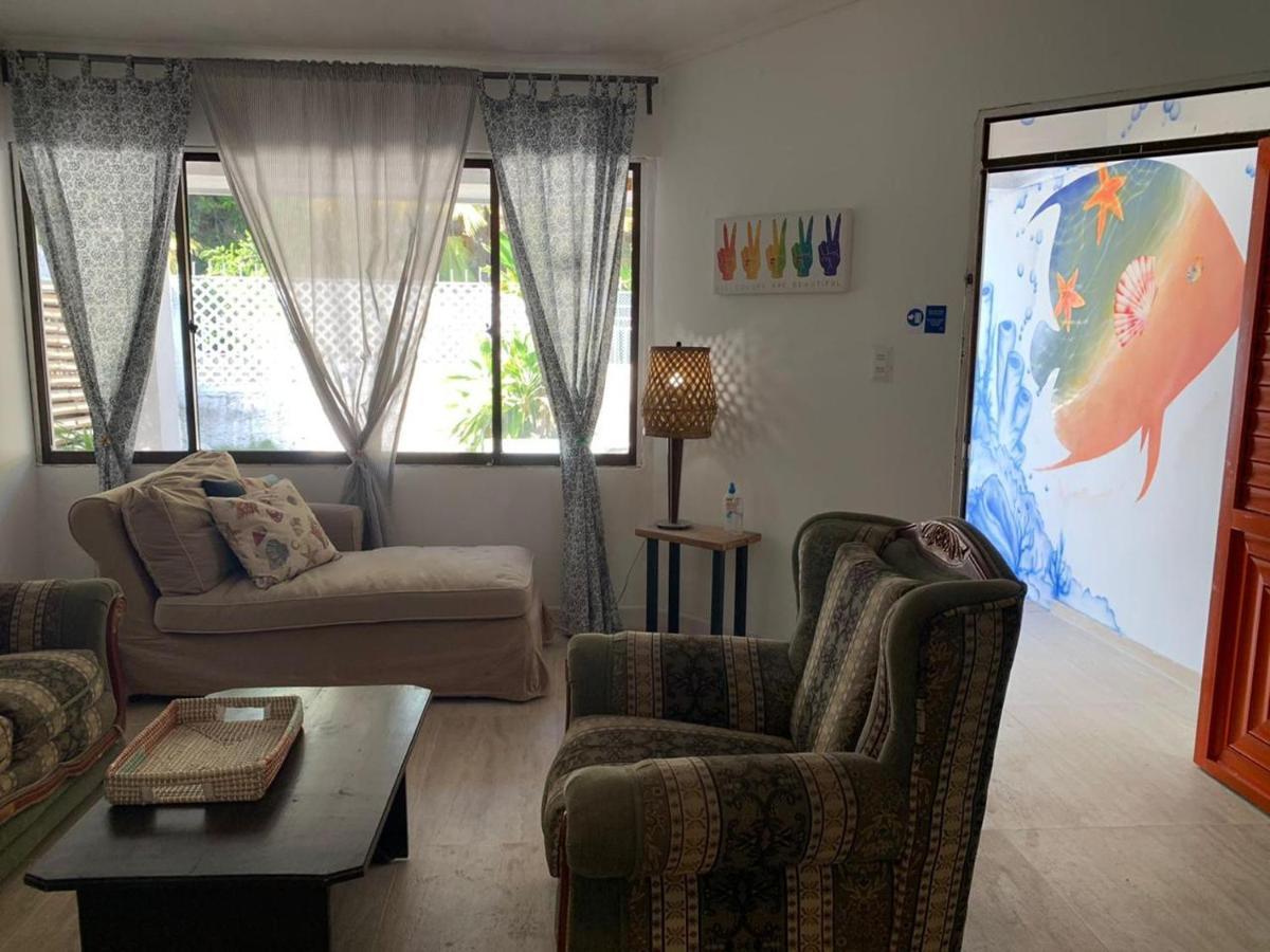 Joebi'S House Walking Distance To Rocky Cay Beach Ideal For Families Or Groups Buenavista  Extérieur photo