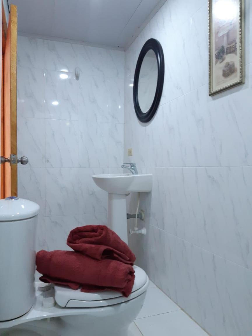 Joebi'S House Walking Distance To Rocky Cay Beach Ideal For Families Or Groups Buenavista  Extérieur photo